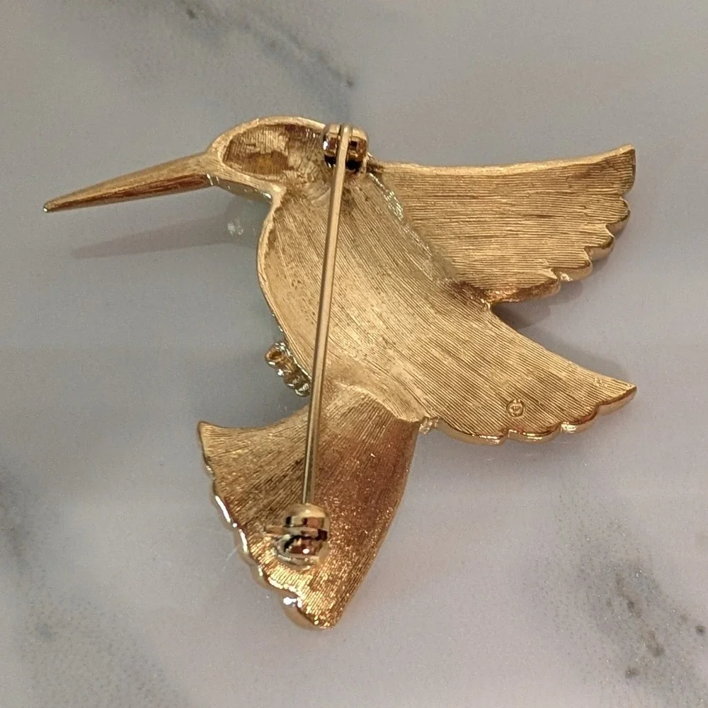 Vintage Avon Golden Hummingbird Pin Brooch Gold Tone Red Rhinestone Eye with Box